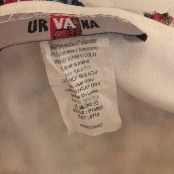 Floral top - Picture 2 of 3